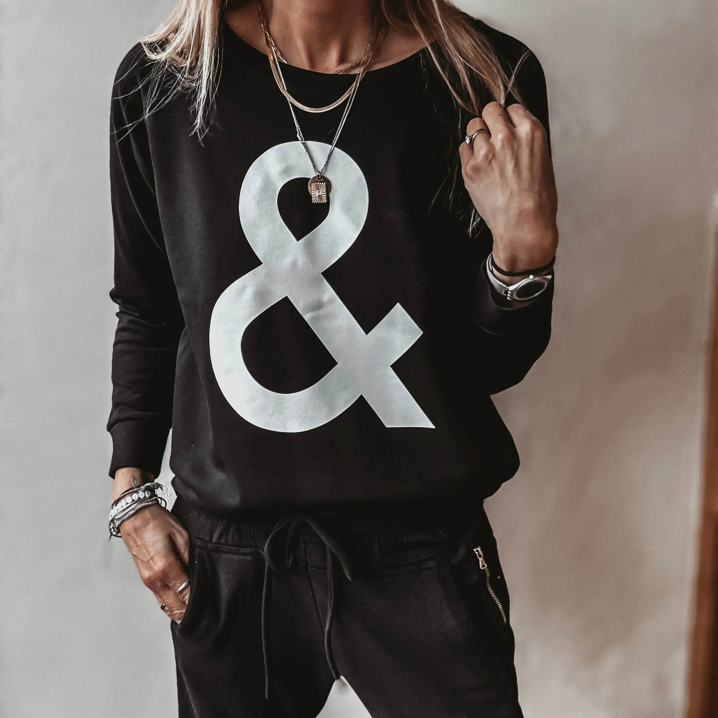 Black Ampersand sweatshirt *relaxed style* NEW