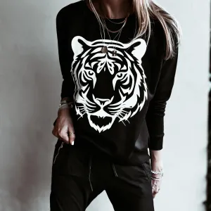 Black TIGER sweatshirt *relaxed style* NEW