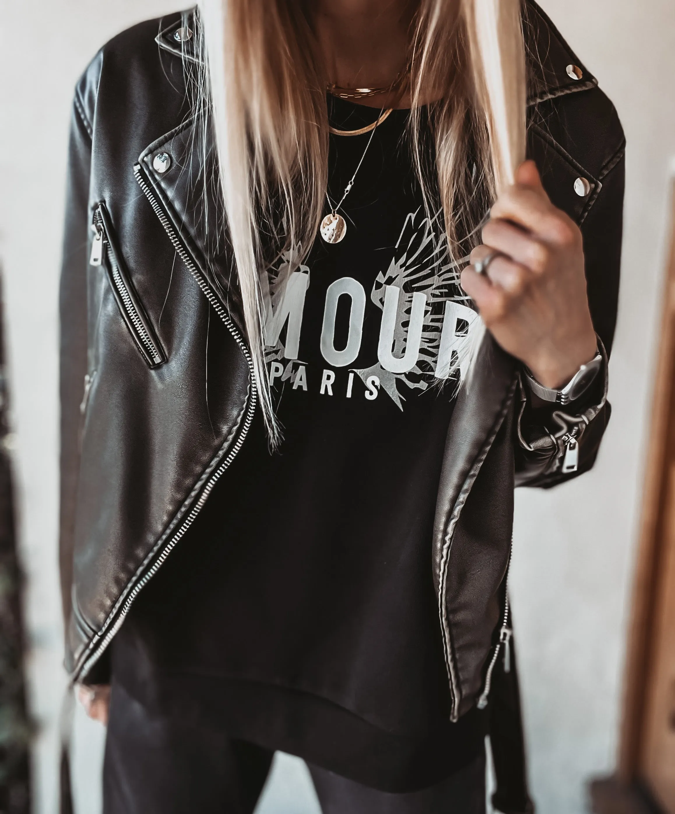 Jet black AMOUR wings sweatshirt