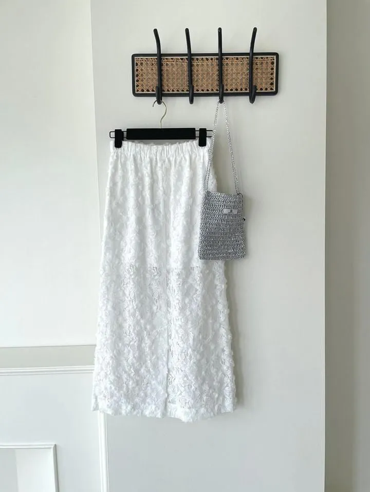 White pure rose skirt